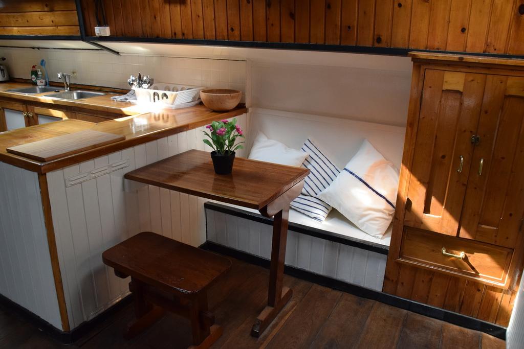 Boat-Apartment Rotterdam Fokkelina Esterno foto